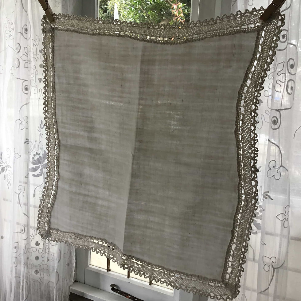 サムネイル： (残0/在庫2) フランス アンティーク リネン テーブルナプキン ドイリー 45 x 45 cm