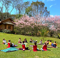 Gramados na Aldeia do Holon - Campos do Jordão e Santo Antônio do Pinhal