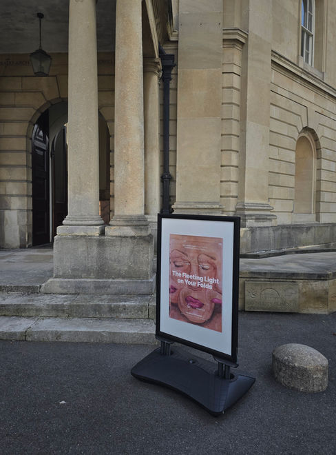 Exposition view 'The Fleeting Light on Your Folds’ p.1, Brompton Chapel 