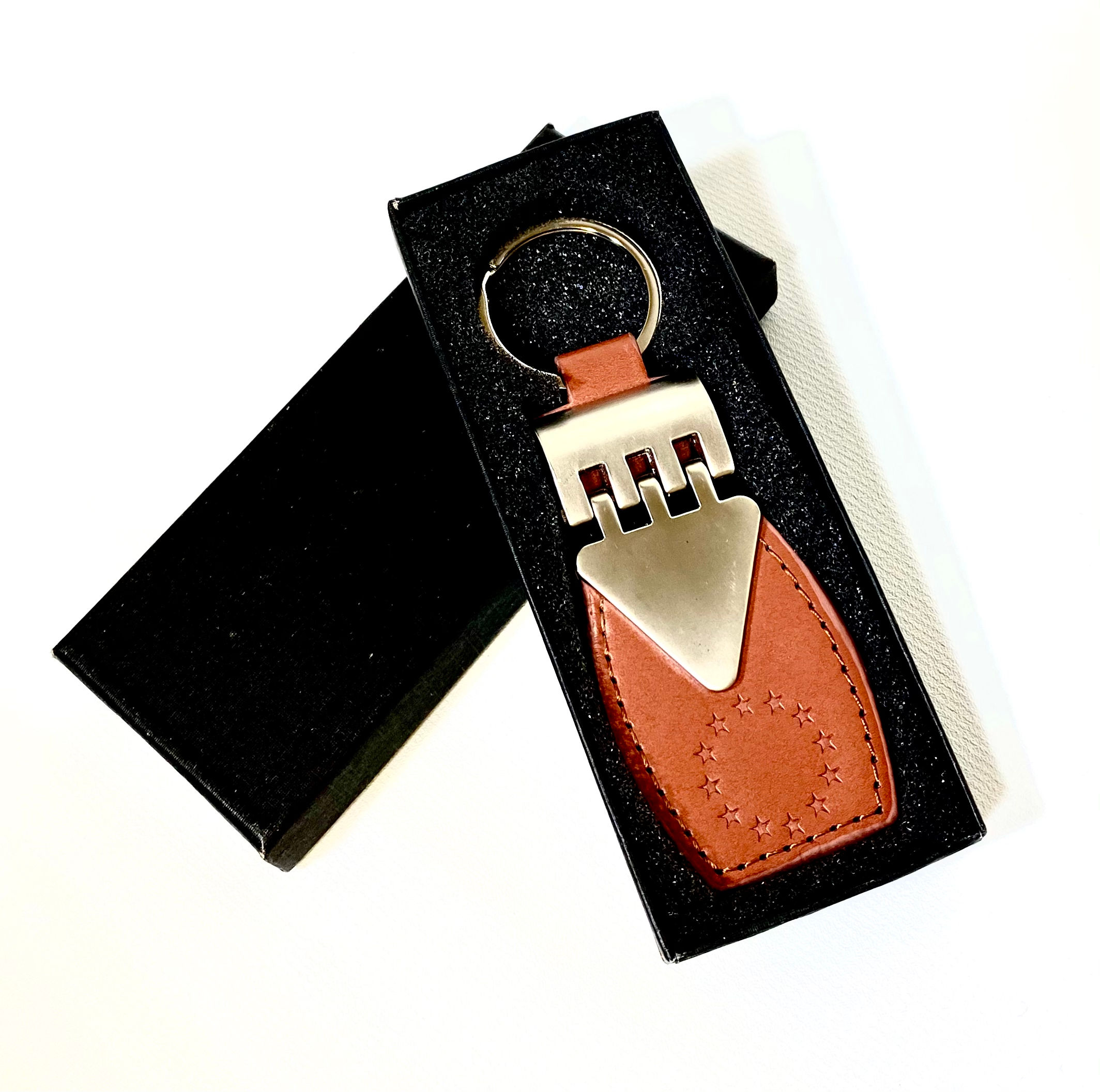 REF 10663 - Keychain Europe leather