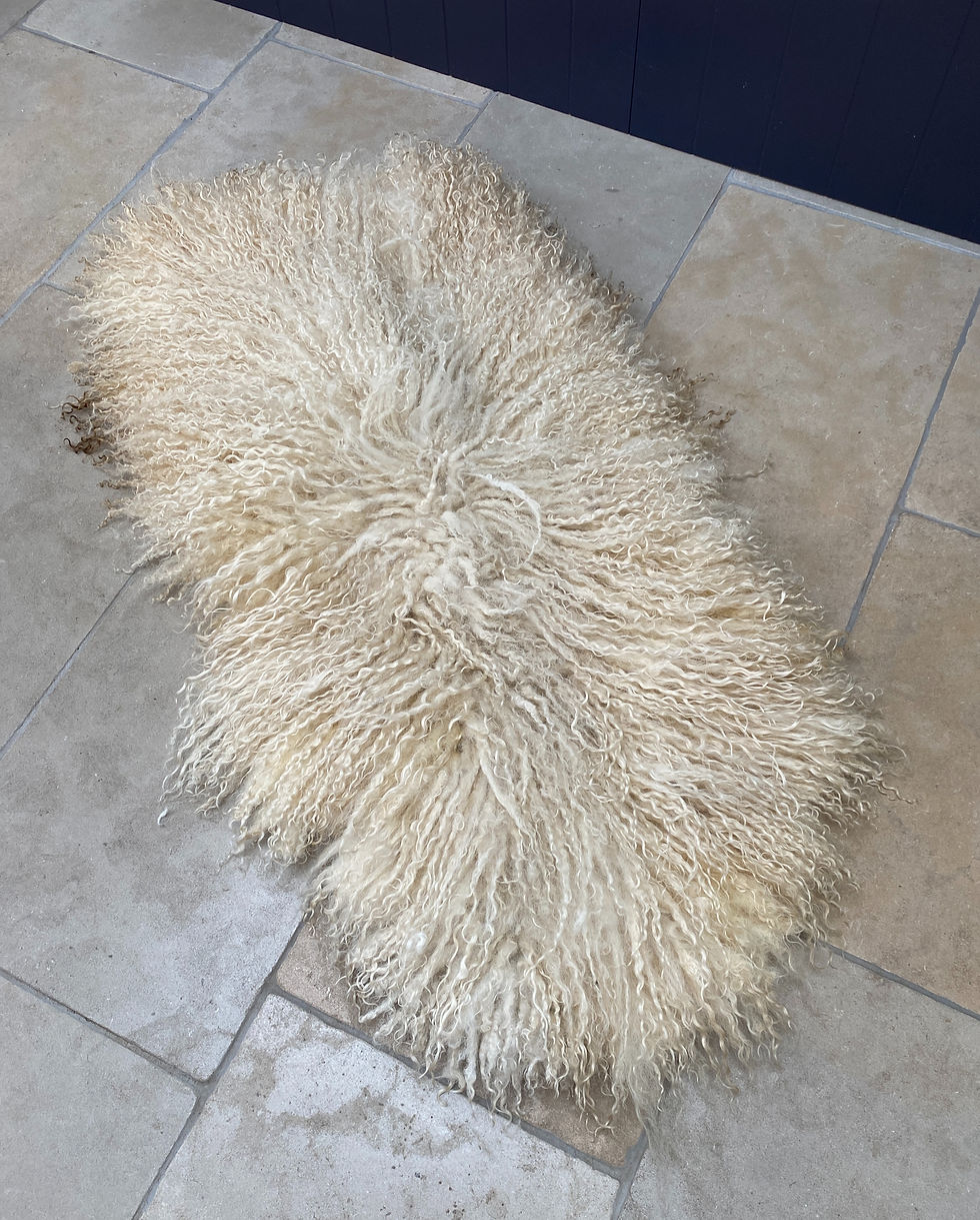 Thumbnail: Valois Blacknose Fleece Rug - Ivory White