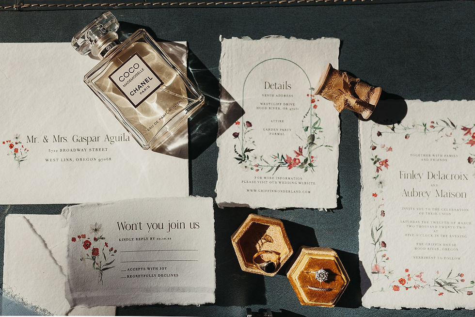 Thumbnail: Poppy Cottage - 6 piece suite