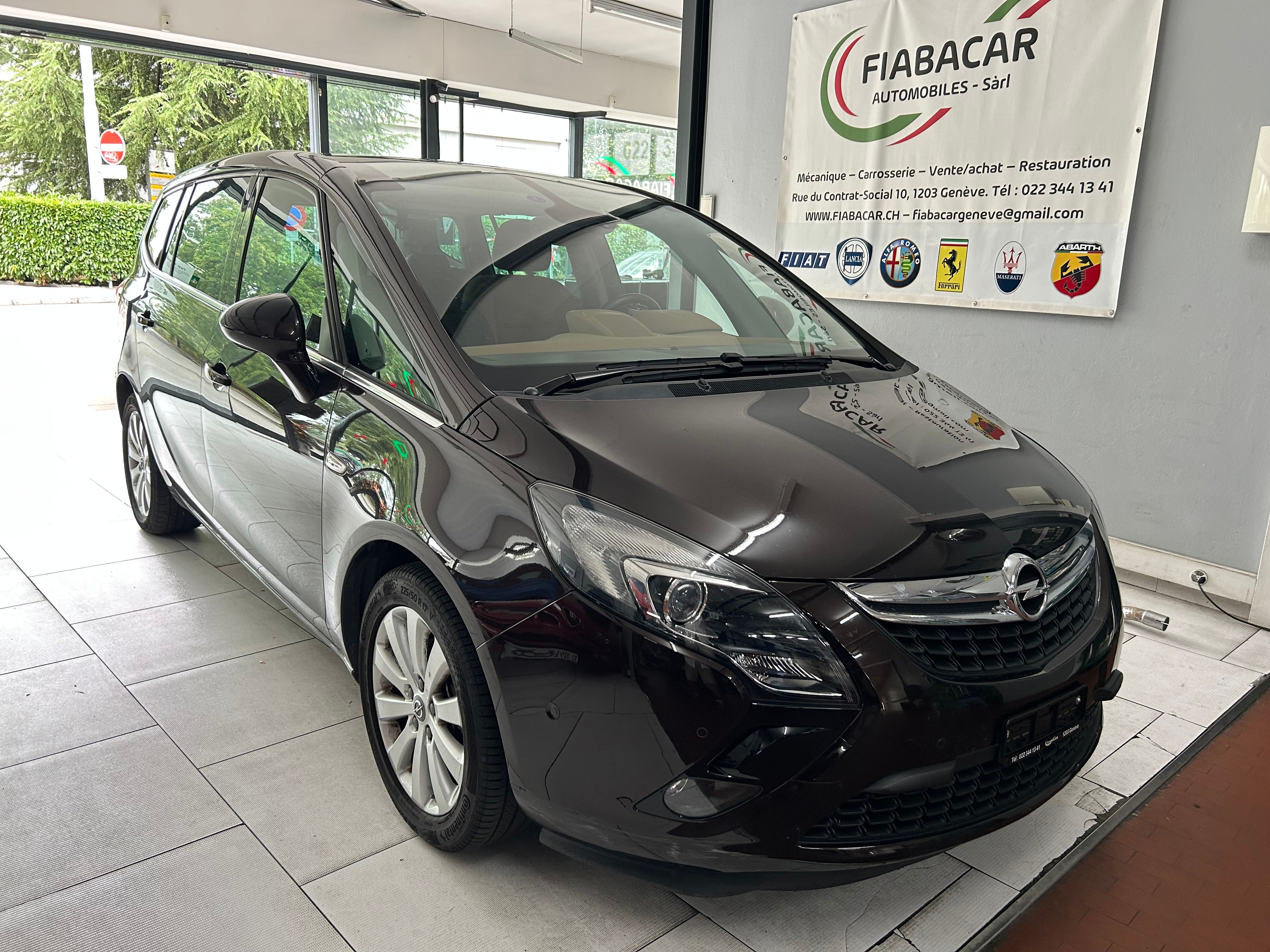 OPEL Zafira 1.4 Cosmo 7 places