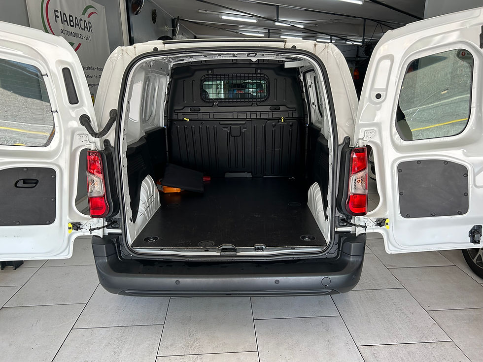 Miniature : TOYOTA Proace City 1.2 110 CV