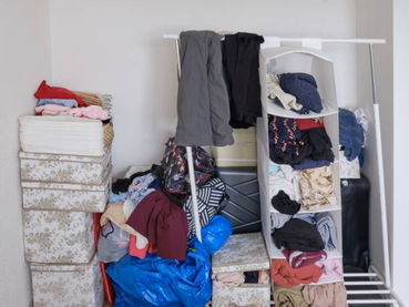 The Benefits of using Self Storage for Decluttering your Home