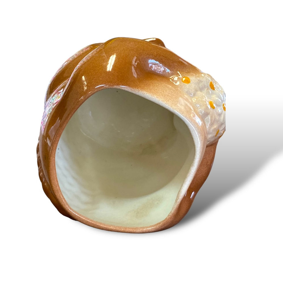 Inside view of Metlox Bucky Beaver cookie jar
