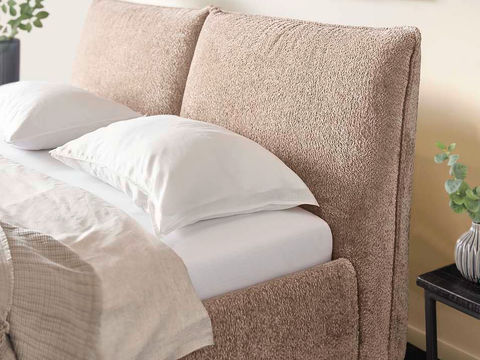 Мягкая кровать Candy