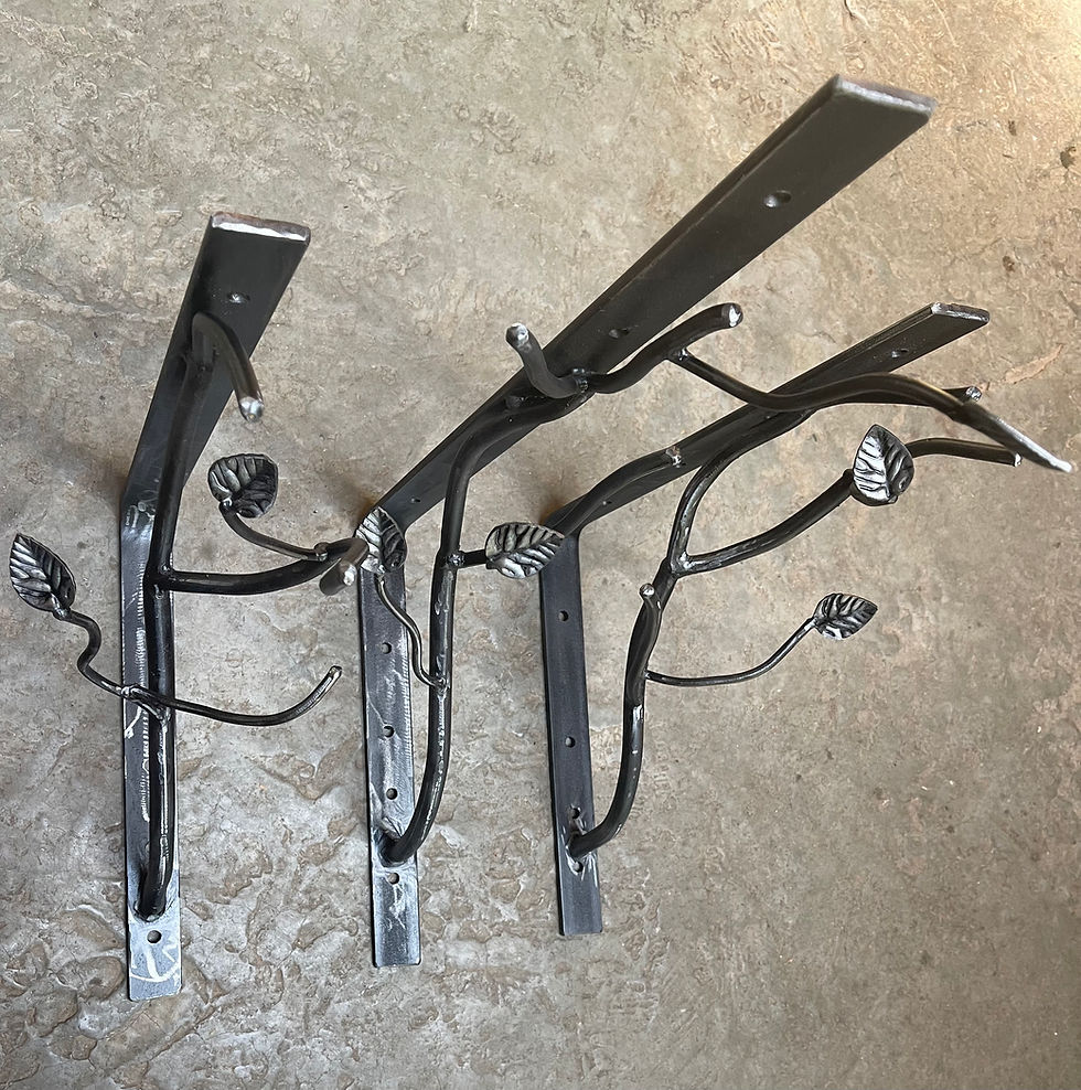 Thumbnail: Forged Iron Branch and Leaf Shelf Bracket