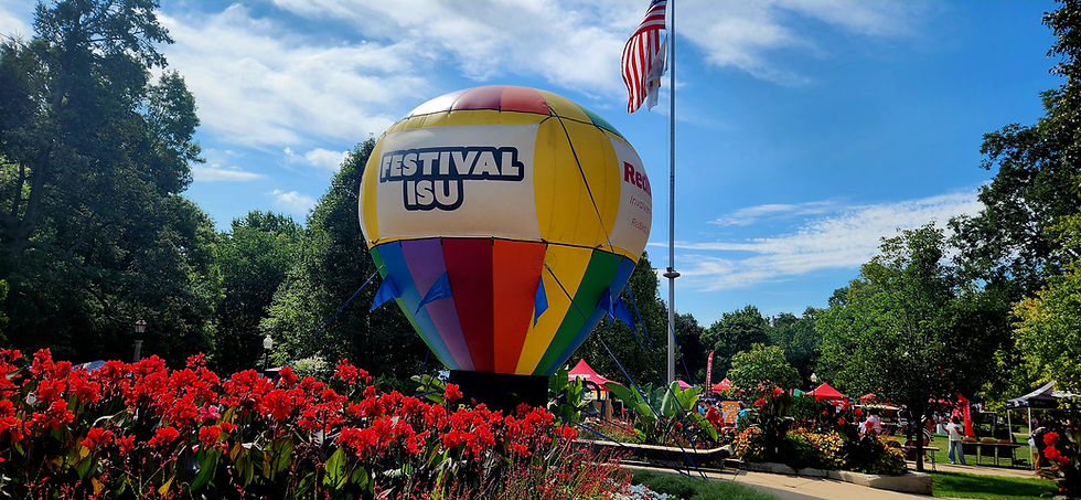 Hot air balloon with the sign Festival ISU