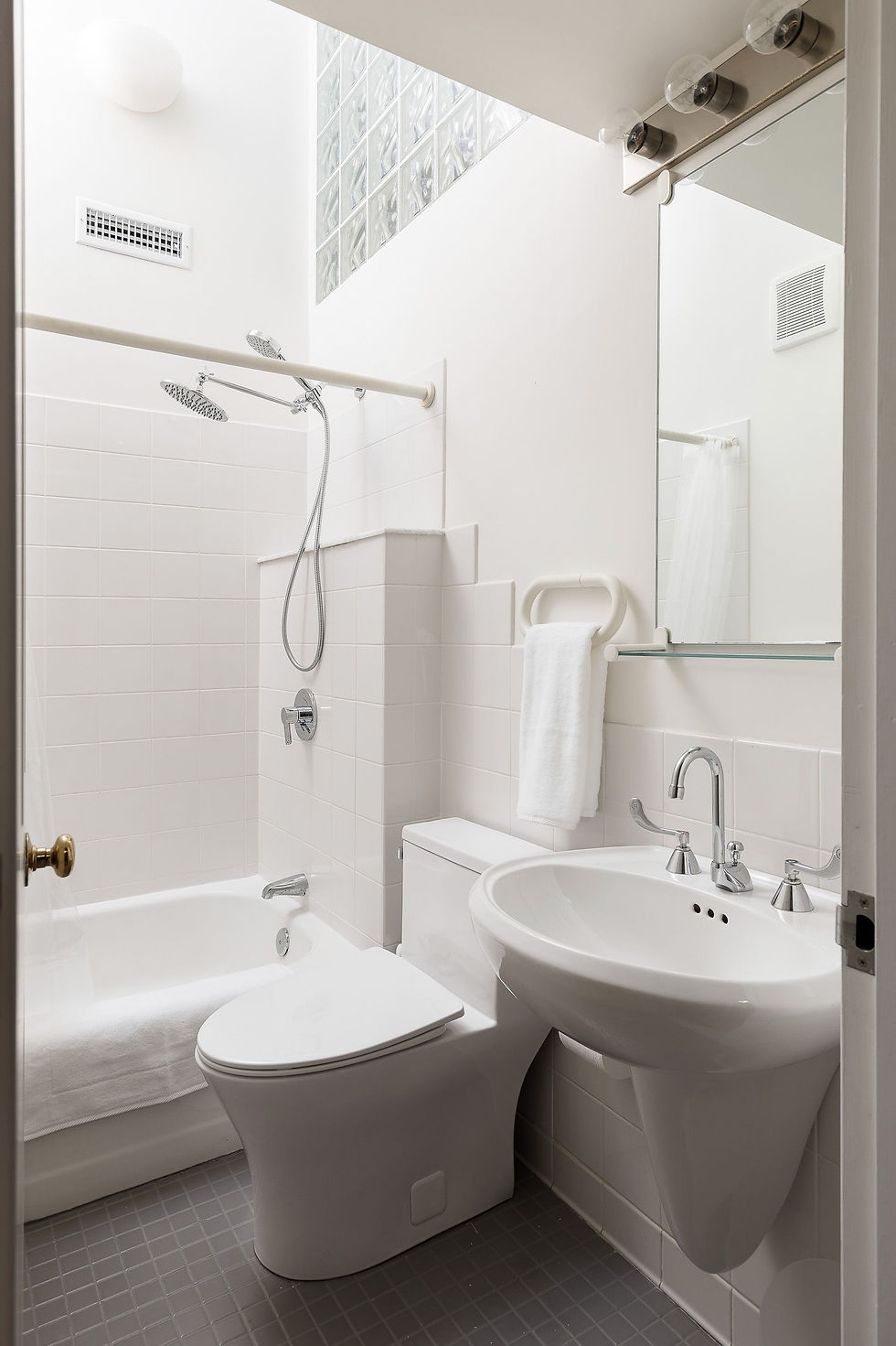 Small Bathroom