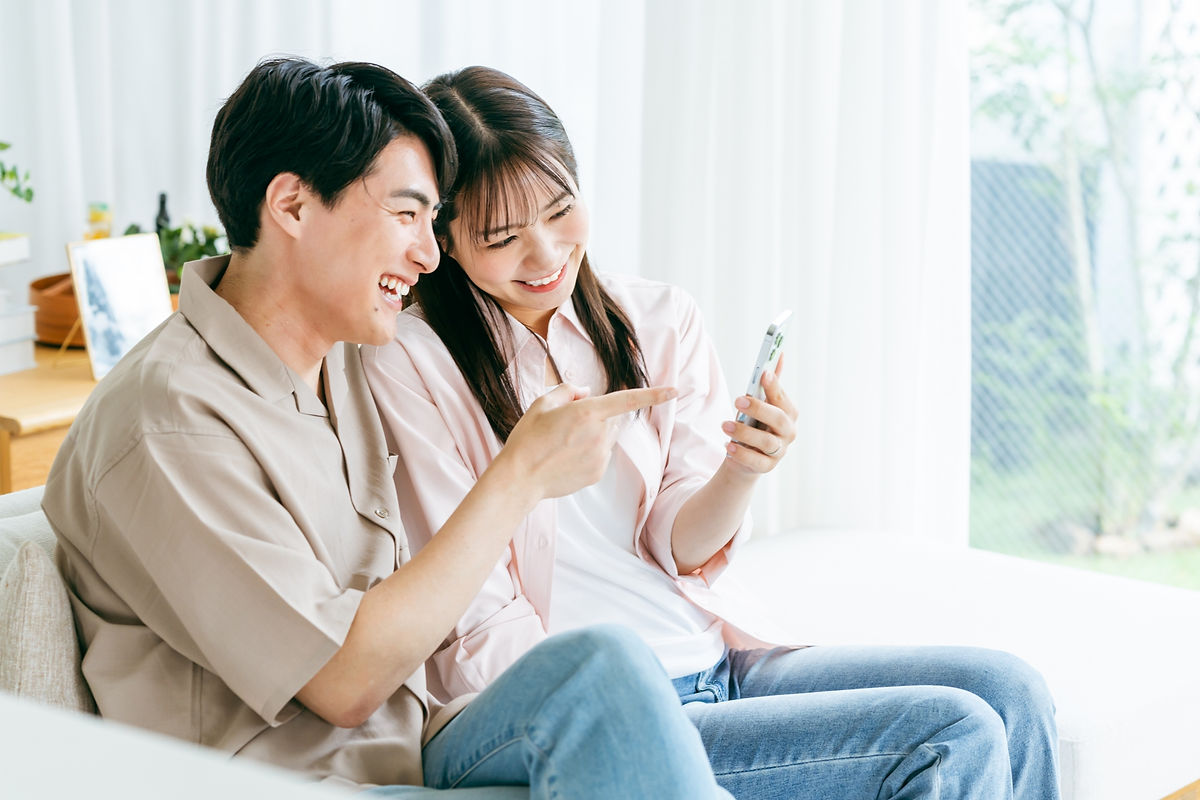 不用品片付け依頼風カップル.jpg
