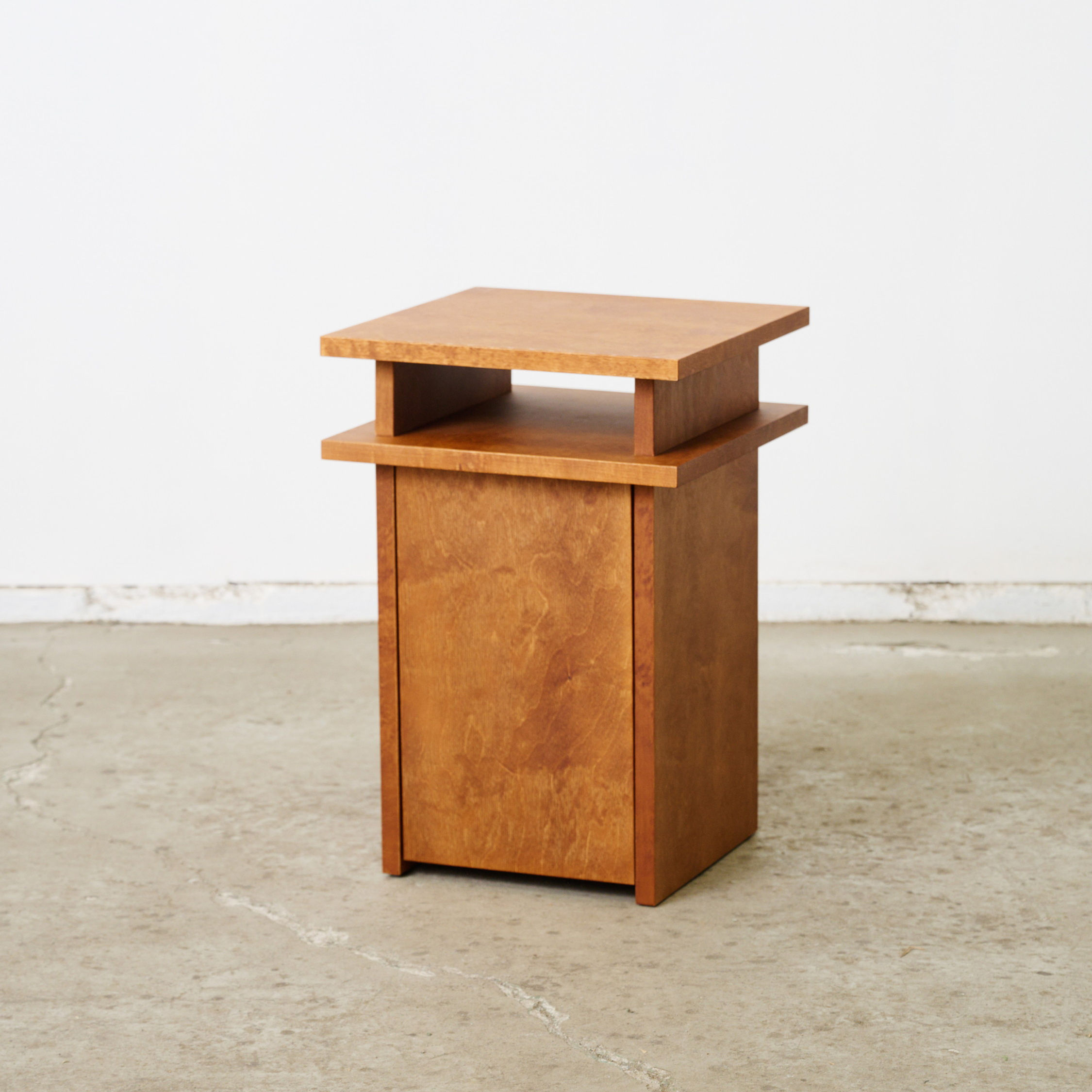 Ratio Side Table "FRAMA"