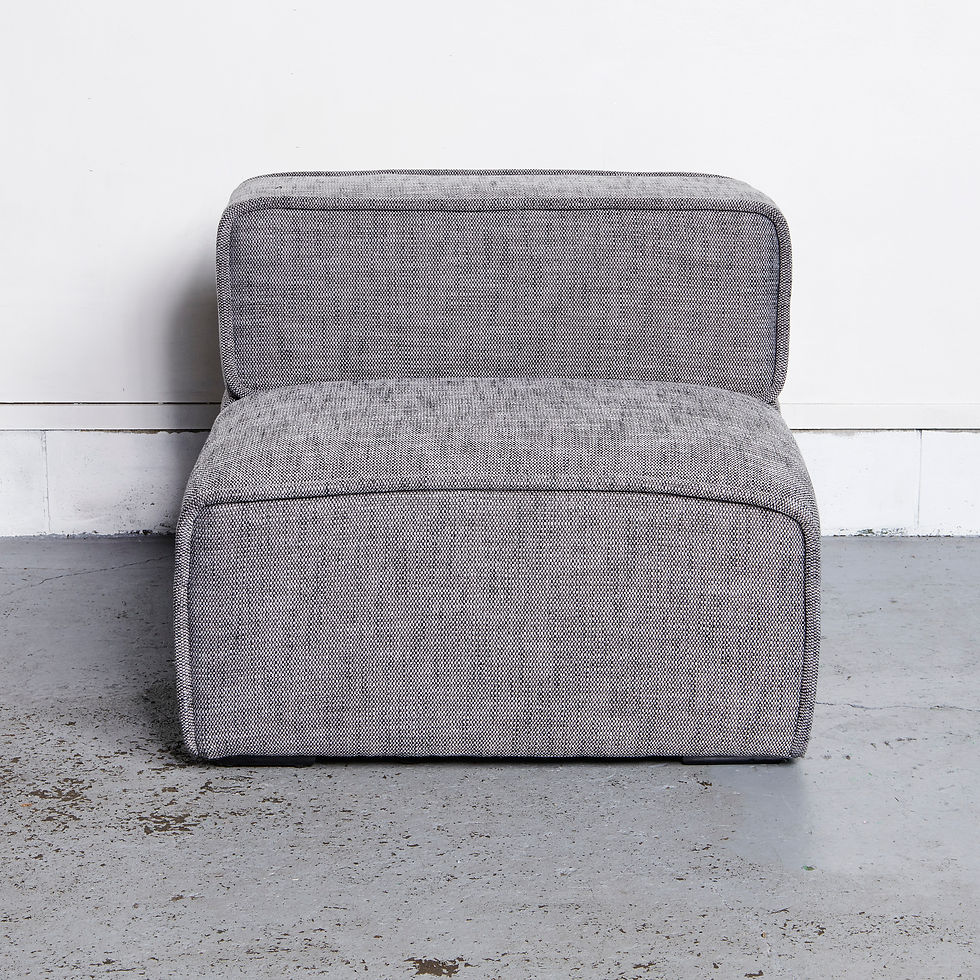 サムネイル： ボックスソファ