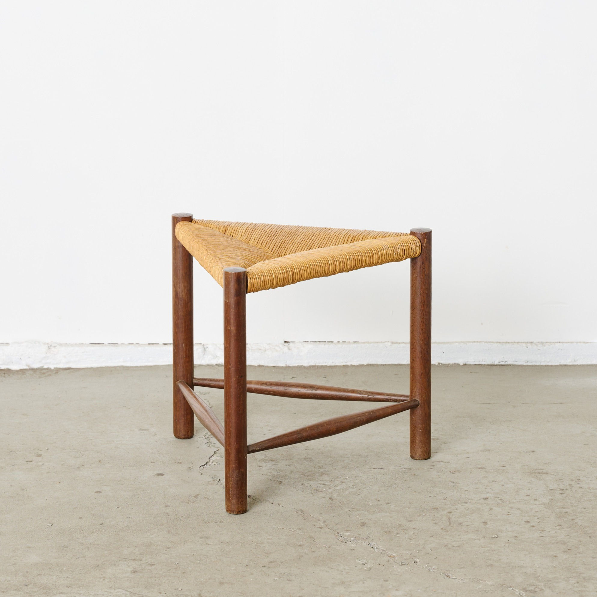 トライアングルスツール 1950's “Robert Sentou”