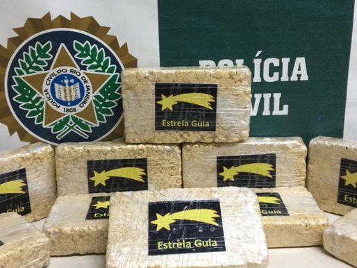 Delegacia de Duque de Caxias prende mulher com dez quilos de pasta base de cocaína