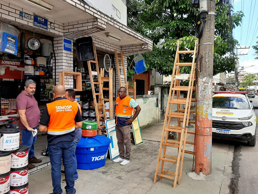 Agentes da Prefeitura percorrem ruas e pedem
que comerciantes fechem estabelecimentos