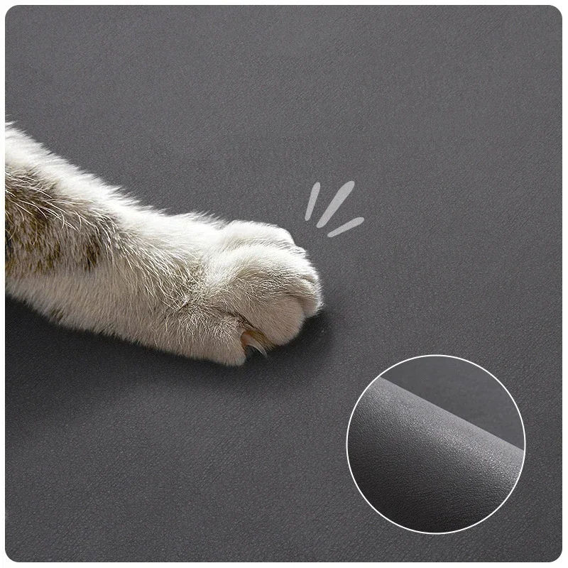 Miniature : Minimalist pet feeding mat