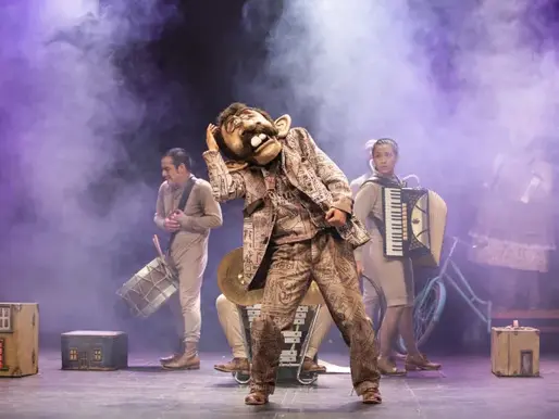 “‘A Golpe de Calcetín’ vuelve al Teatro Julio Castillo con la fuerza de Paco Poyo”