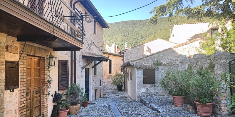 Vivi l'autentica Dolce Vita in un borgo umbro