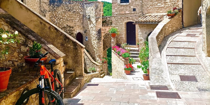 I borghi italiani si trasformano in comunità di coliving autentiche
