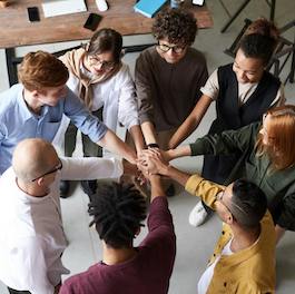 Crescita Personale e Relazionale nel Coliving Italiano