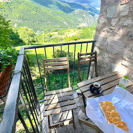 A Focaccia Walk Through Medieval Vallo di Nera