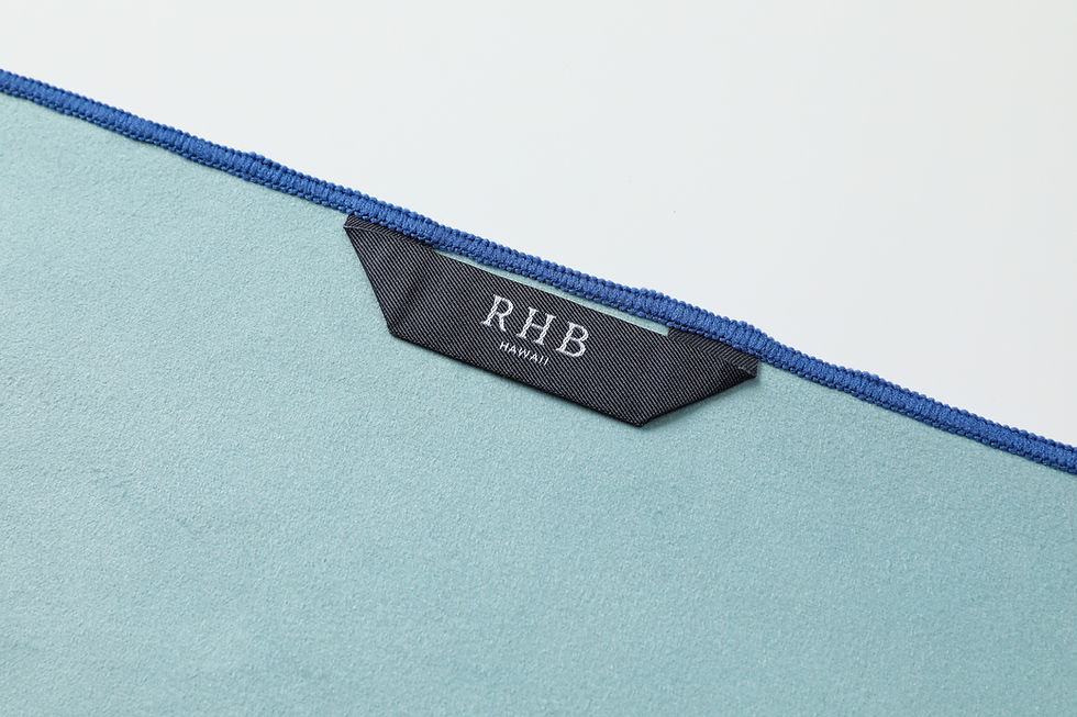 Thumbnail: Quick-dry beach towel with built-in hanging loop