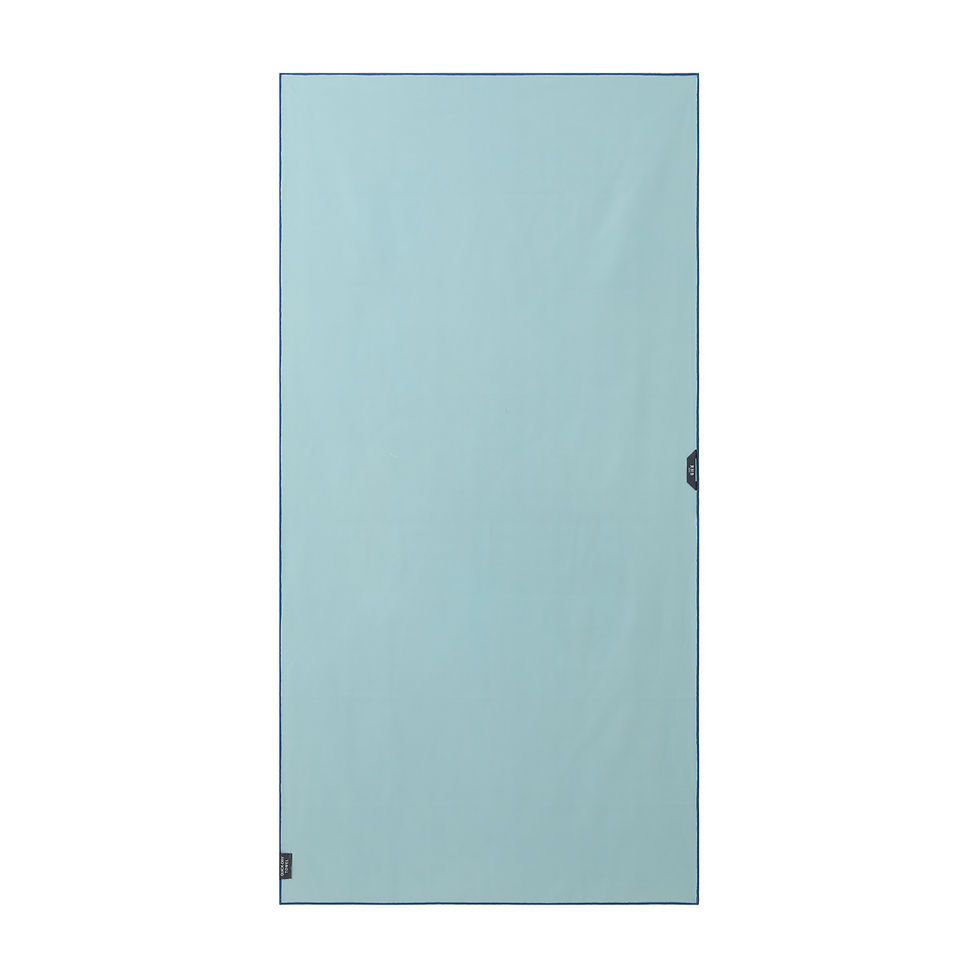 Thumbnail: Quick-dry beach towel solid color back side