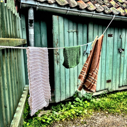 FOLK 01 KLESVASK.jpg