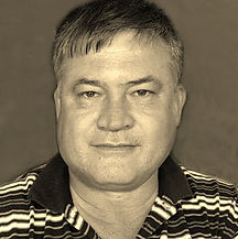 Theuns cropped_edited.jpg