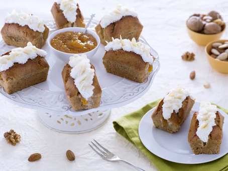 FINANZIERI ALLE NOCI CON CONFETTURA EXTRA DI PESCHE