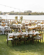 Dinner setting planned by Savant Garde Events, a San Francisco Bay Area wedding planner for elevated and intentional celebrations.