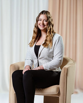 Samantha, owner and lead planner of The Last Rose Weddings in Mission Viejo, Orange County.