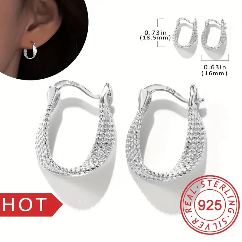 Twisted Design Hoop Earrings