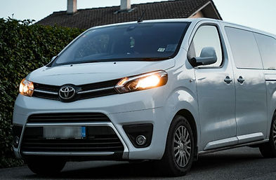 Toyota-Proace-2023-(13)_edited.jpg