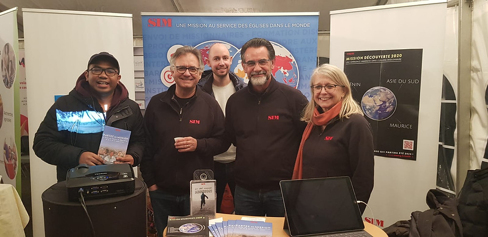 Notre équipe sur le stand SIM