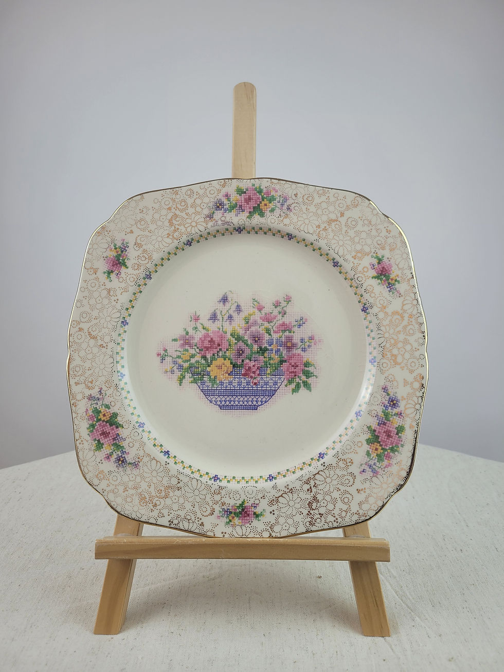 Vintage Hollinshead & Kirkham Needlepoint Plate