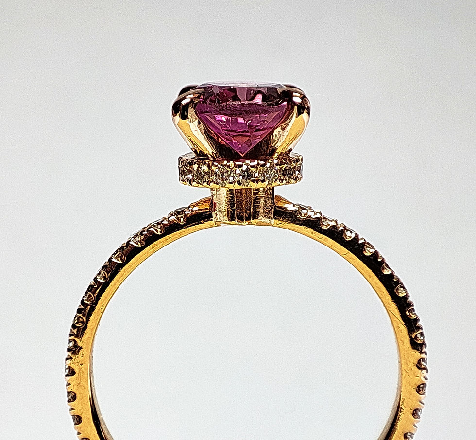 Miniature :   טבעת ספיר ורוד טבעי משובץ ביהלומים 