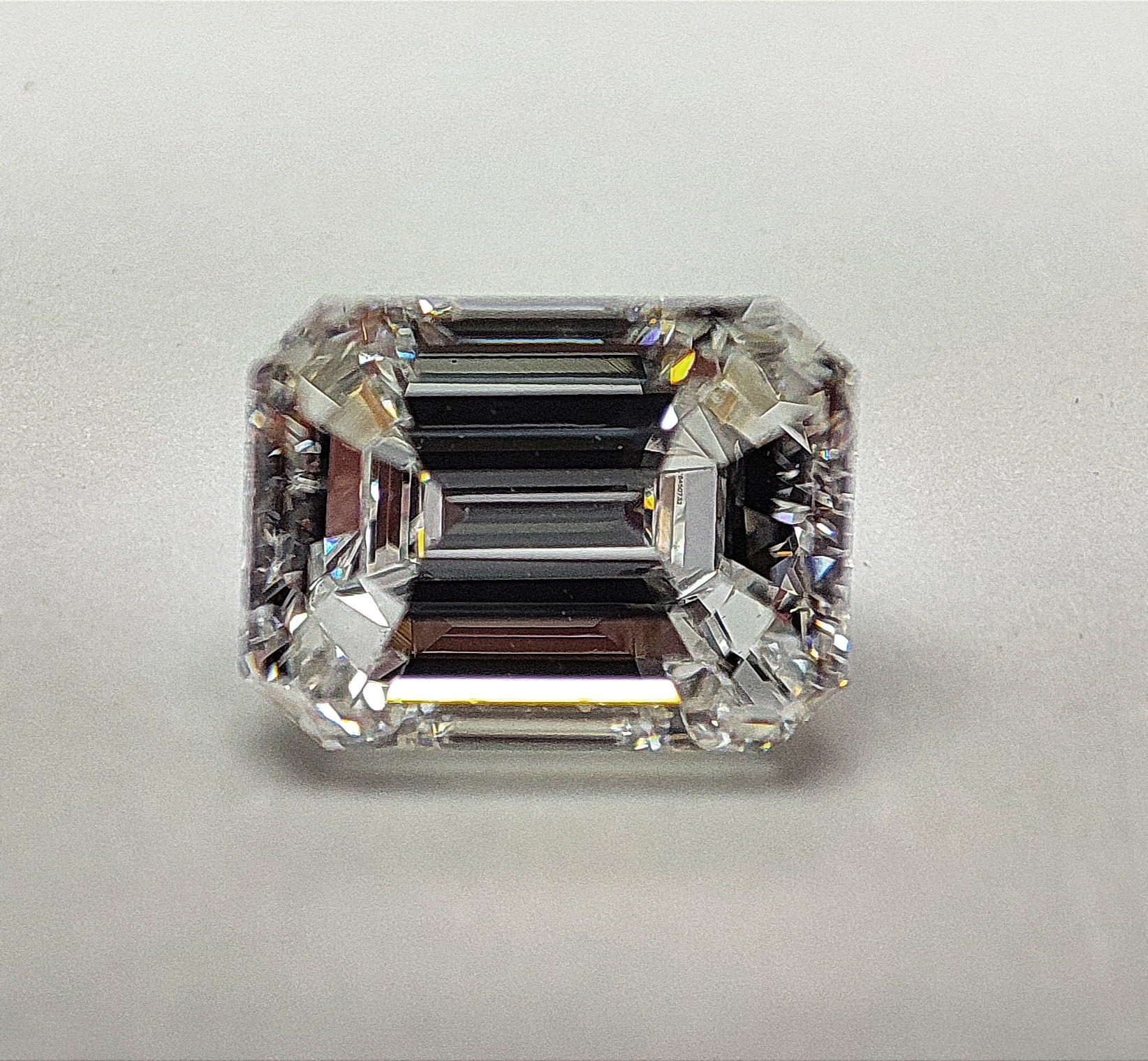   GIA יהלום  אמרלד 0.91 קרט עם