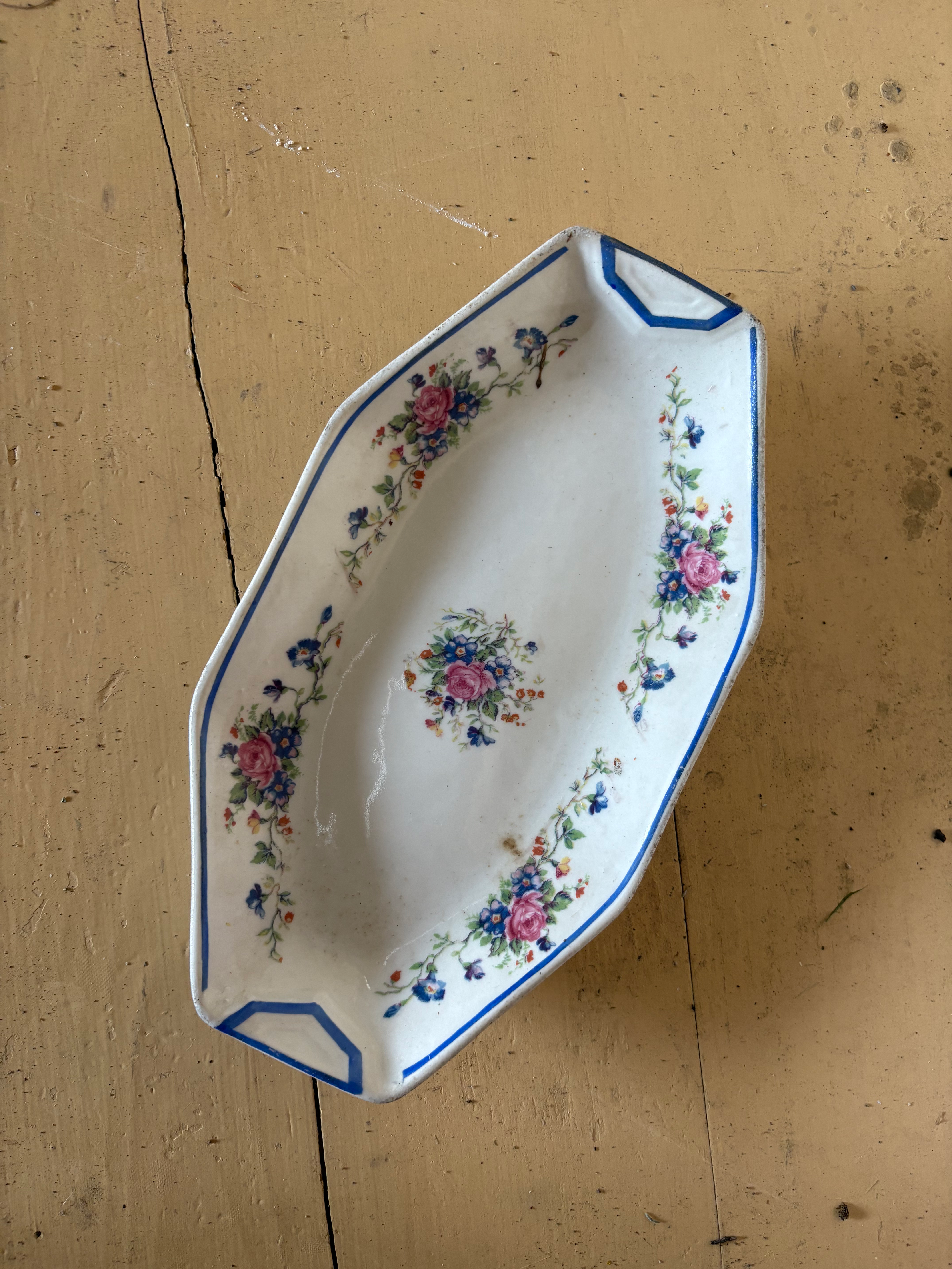 Ravier porcelaine fleuri