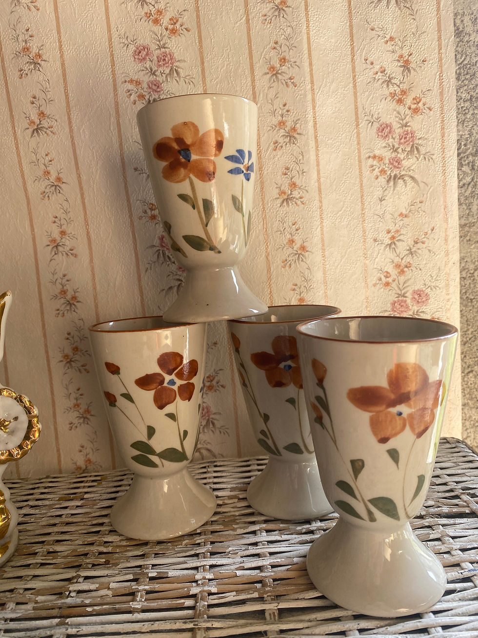 4 mazagrans décor floral