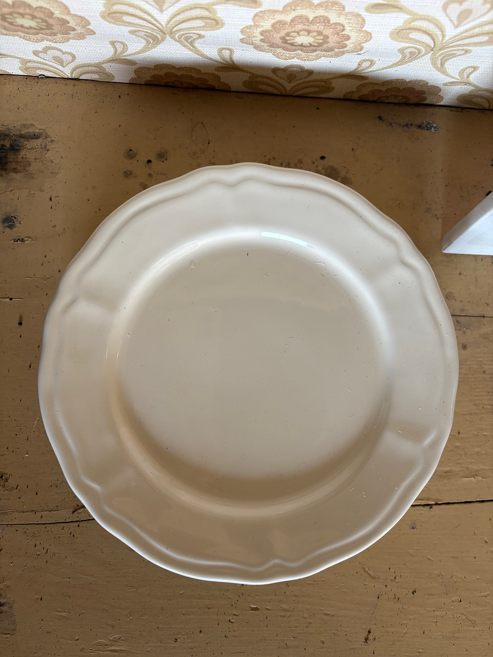 Thumbnail: 8 assiettes crème