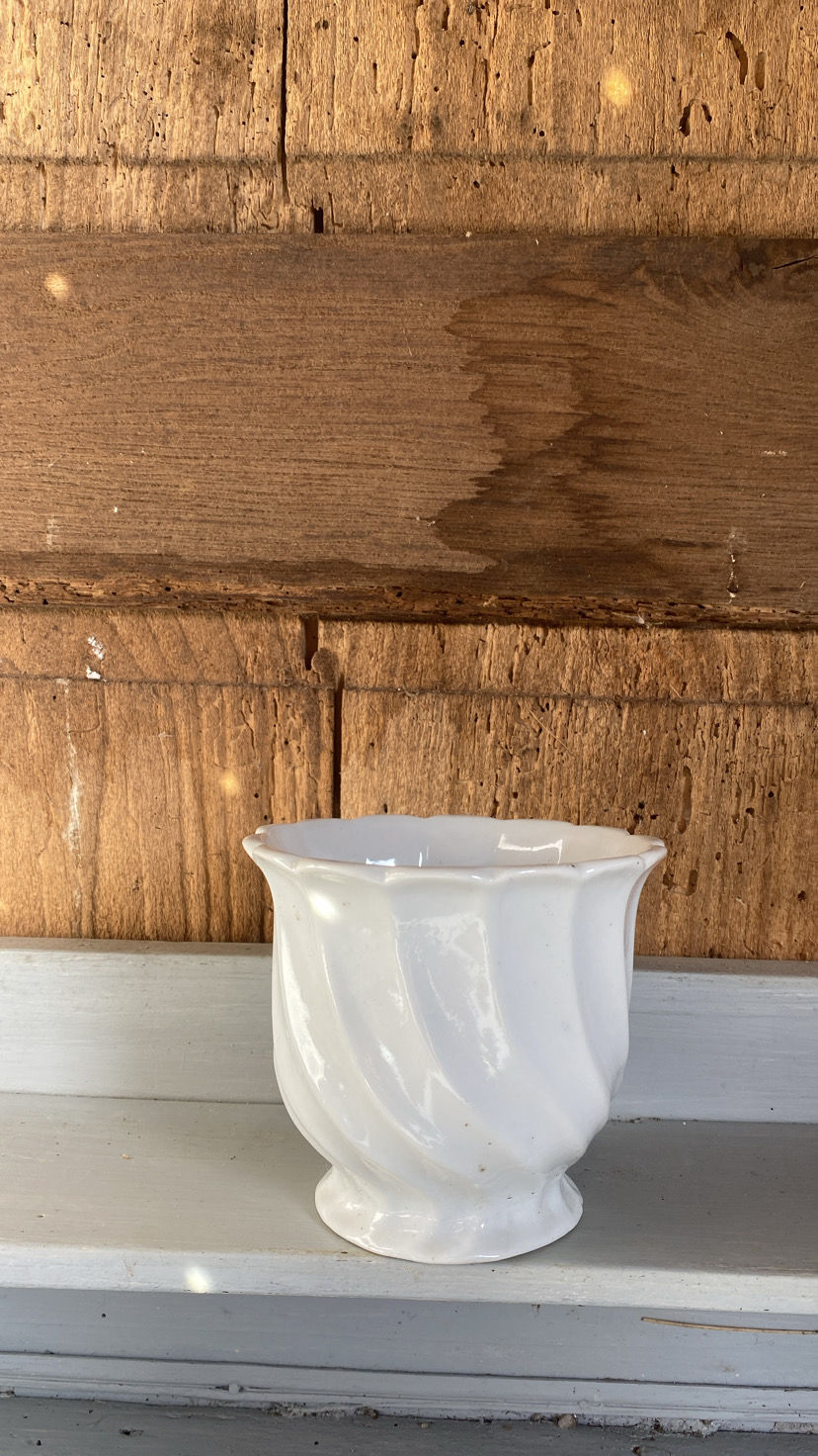 Miniature : petit vase fleuri 