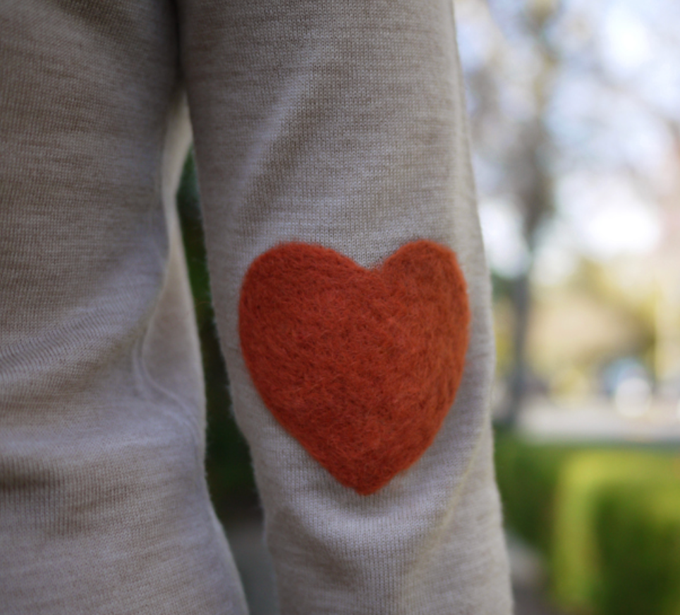 5:30pm - Needle Felt Elbow Pads