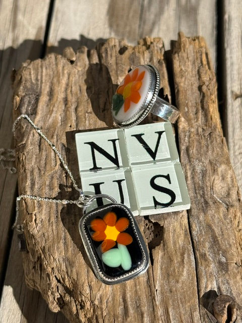 5:30pm - Glass & Silver Necklace/Ring 2-Day Class
