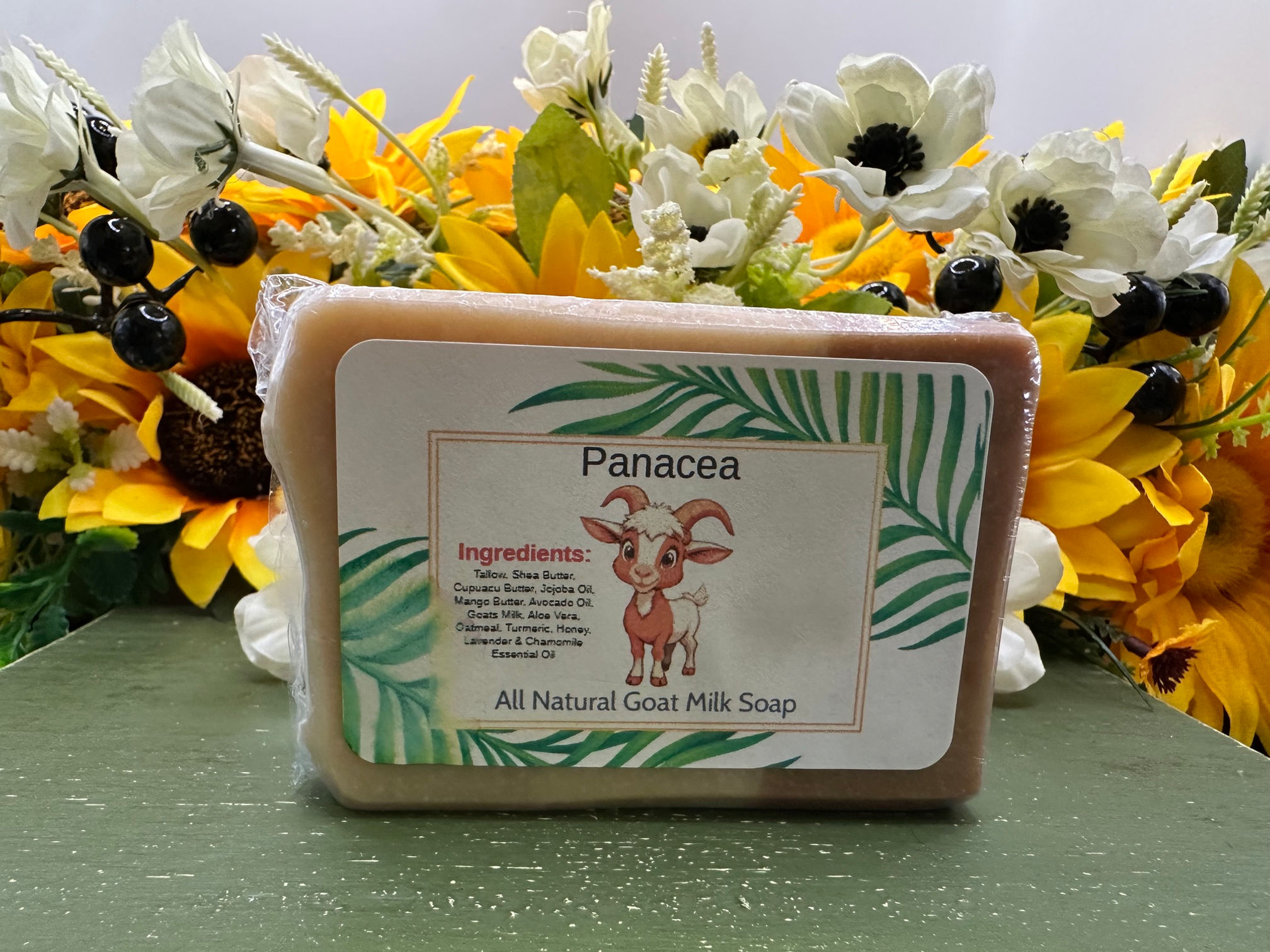 A single bar of soap comes with this purchase. this bar is made with beef tallow, goats milk, cupuaca butter, aloe vera, turmeric, manuka honey, oatmeal and other oils/butters.