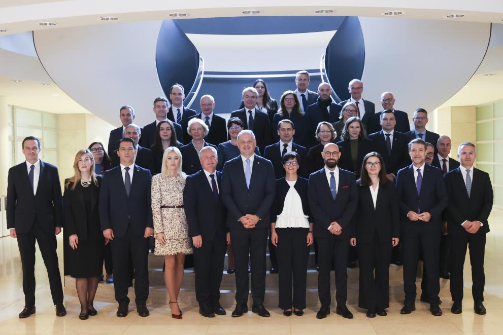 Rappresentanti europei e partner dell’allargamento riuniti in occasione del Consiglio Affari generali del 13 ottobre 2026. © Unione europea.