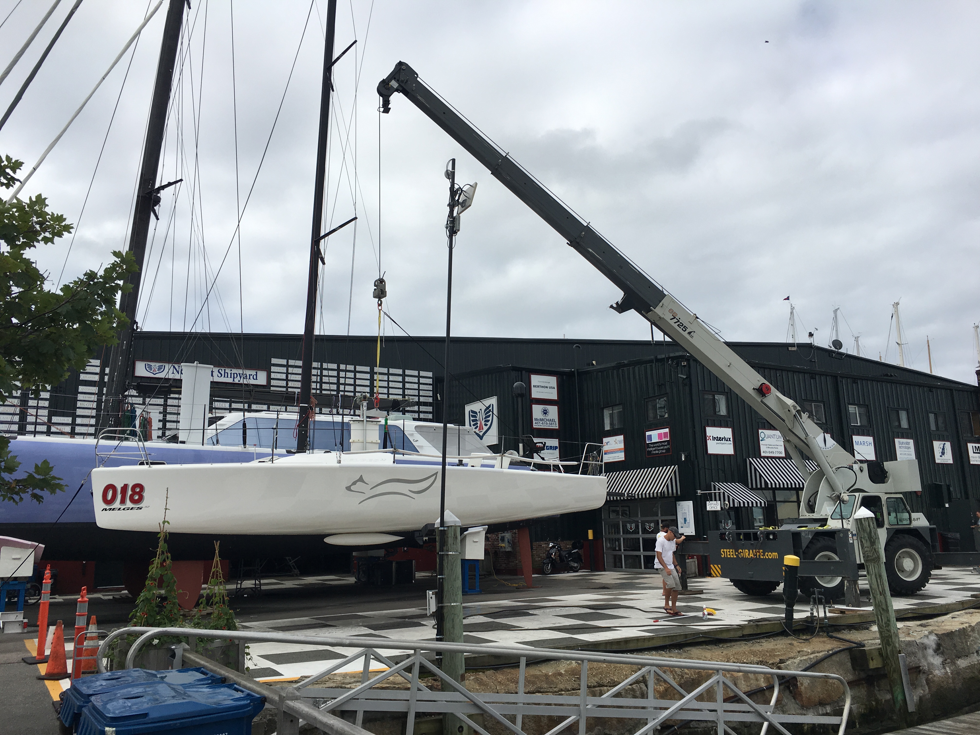 Boat haul with crane
