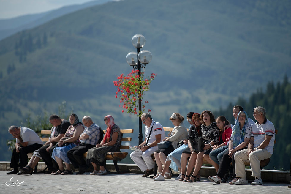 Les fidèles attentifs