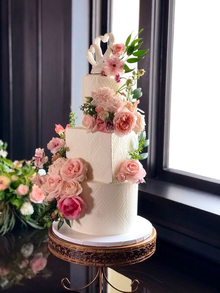 modern wedding cake, floral wedding cake, square wedding cake, 3 tier wedding cake, white wedding cake, floral cake, wedding, cake.